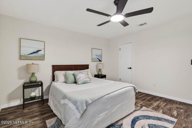1807 SHANNON LAKE Drive, Middleburg, FL 32068