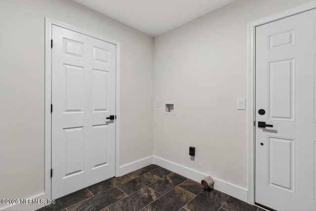 1807 SHANNON LAKE Drive, Middleburg, FL 32068