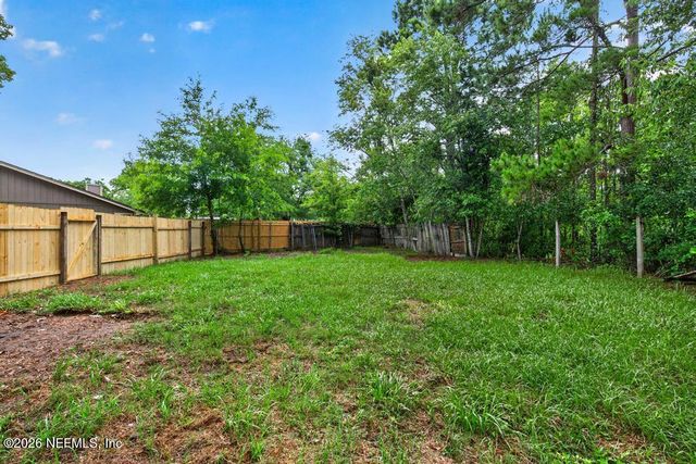 1807 SHANNON LAKE Drive, Middleburg, FL 32068