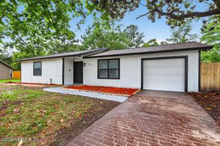 1807 SHANNON LAKE Drive, Middleburg, FL 32068