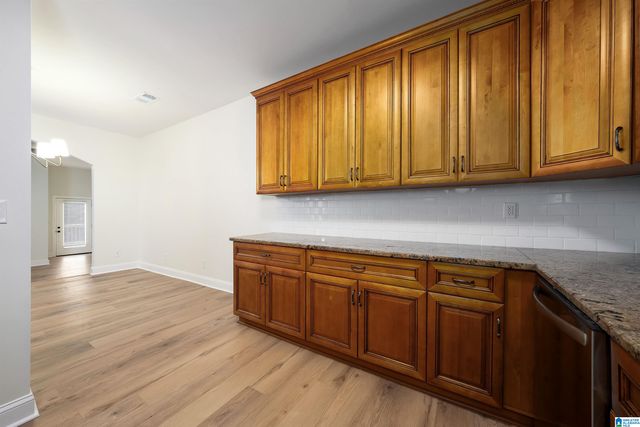 2808 8TH STREET NE, Center Point, AL 35215