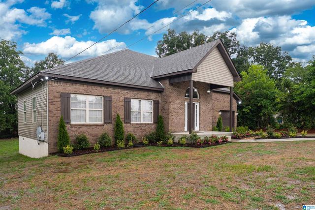 2808 8TH STREET NE, Center Point, AL 35215