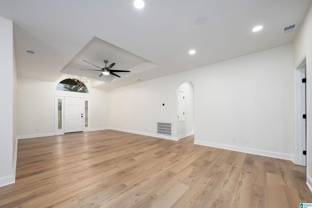 2808 8TH STREET NE, Center Point, AL 35215