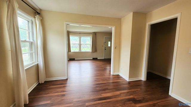 11402 SE Hillwood Drive, Huntsville, AL 35803