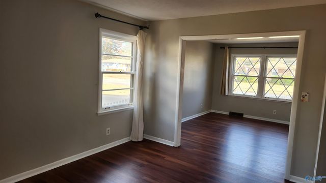 11402 SE Hillwood Drive, Huntsville, AL 35803