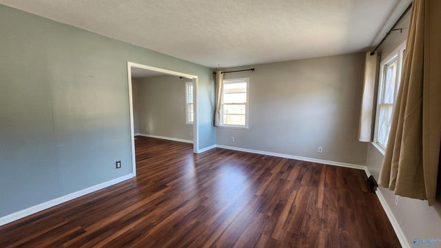11402 SE Hillwood Drive, Huntsville, AL 35803