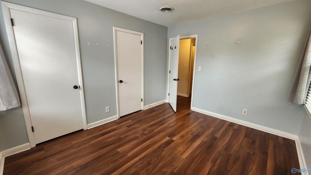 11402 SE Hillwood Drive, Huntsville, AL 35803