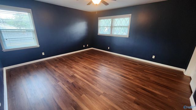 11402 SE Hillwood Drive, Huntsville, AL 35803