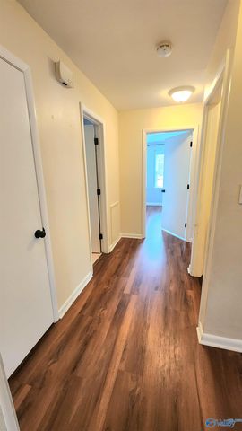 11402 SE Hillwood Drive, Huntsville, AL 35803