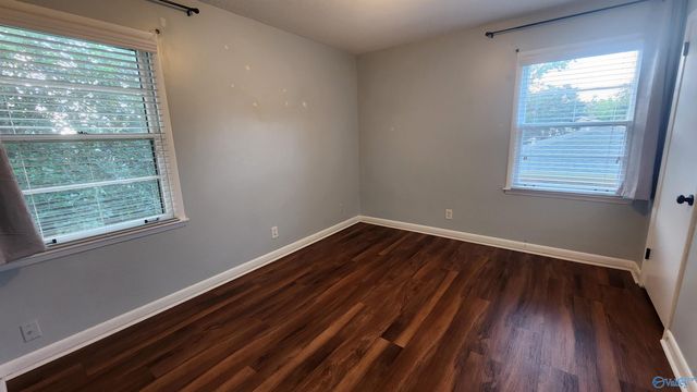 11402 SE Hillwood Drive, Huntsville, AL 35803