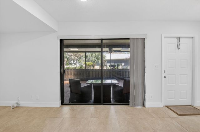 717 NW 29th Avenue B, Delray Beach, FL 33445