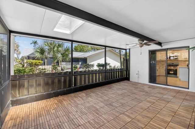 717 NW 29th Avenue B, Delray Beach, FL 33445