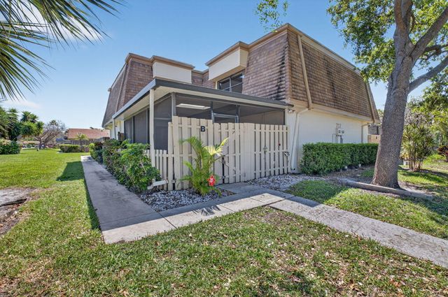 717 NW 29th Avenue B, Delray Beach, FL 33445