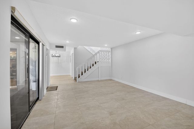 717 NW 29th Avenue B, Delray Beach, FL 33445