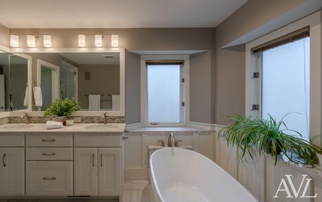 6250 Cannon Highlands Drive NE, Belmont, MI 49306