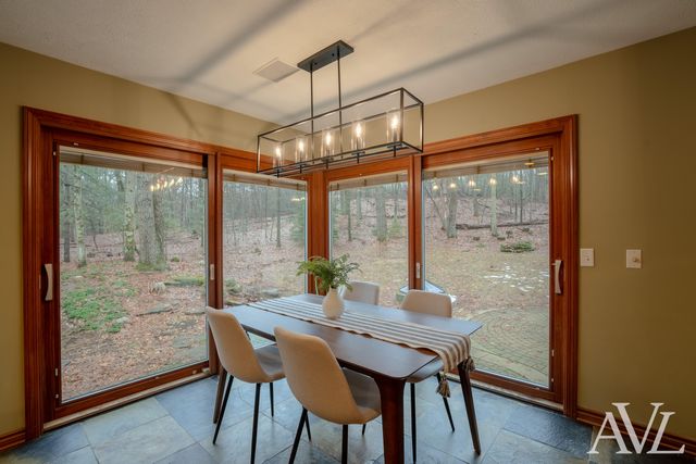 6250 Cannon Highlands Drive NE, Belmont, MI 49306