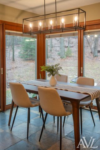 6250 Cannon Highlands Drive NE, Belmont, MI 49306