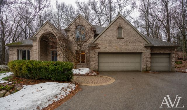 6250 Cannon Highlands Drive NE, Belmont, MI 49306