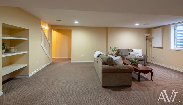 6250 Cannon Highlands Drive NE, Belmont, MI 49306