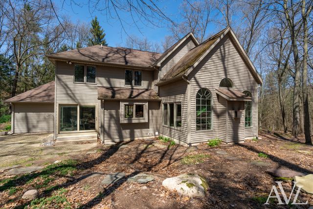 6250 Cannon Highlands Drive NE, Belmont, MI 49306