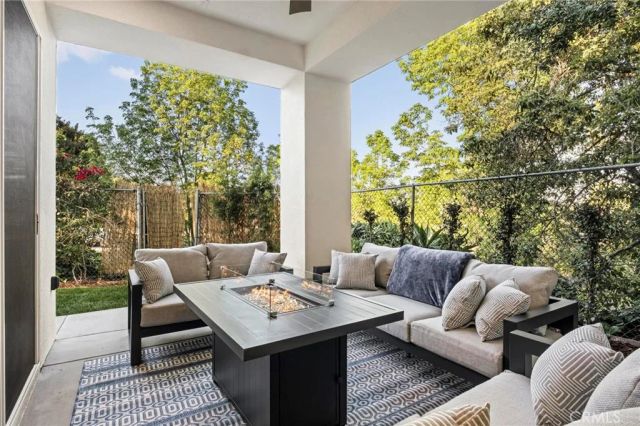 2217 Estribo Drive, Rolling Hills Estates, CA 90274