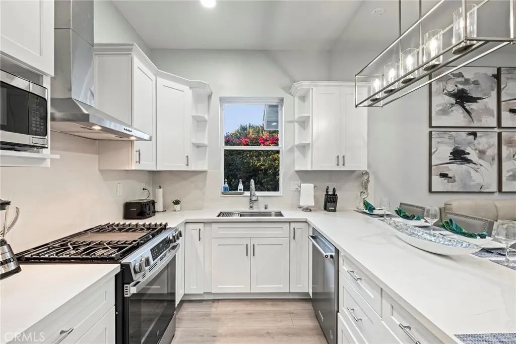 2217 Estribo Drive, Rolling Hills Estates, CA 90274