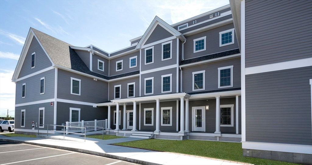 50 Country Way C204, Scituate, MA 02066