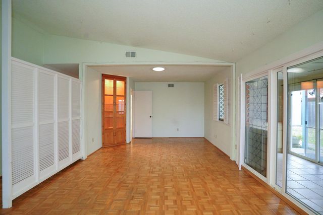 9699 Rudway Ct, Sacramento, CA 95827