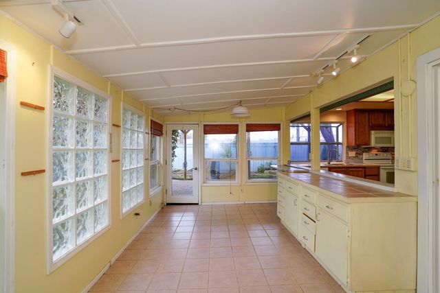 9699 Rudway Ct, Sacramento, CA 95827