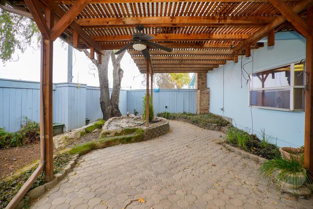 9699 Rudway Ct, Sacramento, CA 95827