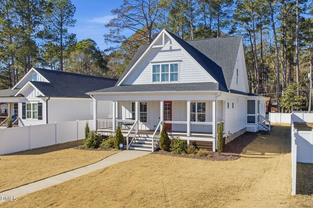 1230 S 2nd Street, Smithfield, NC 27577