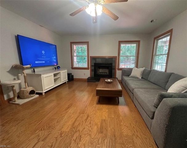 8811 Chipsin PATH, Gloucester, VA 23061