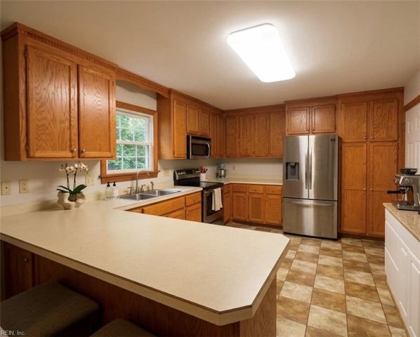 8811 Chipsin PATH, Gloucester, VA 23061
