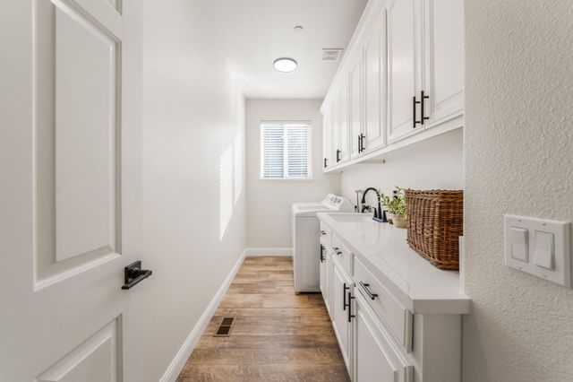 2360 Sunflower Circle, Gilroy, CA 95020