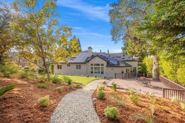 2360 Sunflower Circle, Gilroy, CA 95020