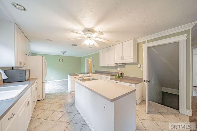 2325 Balboa Drive, Idaho Falls, ID 83404