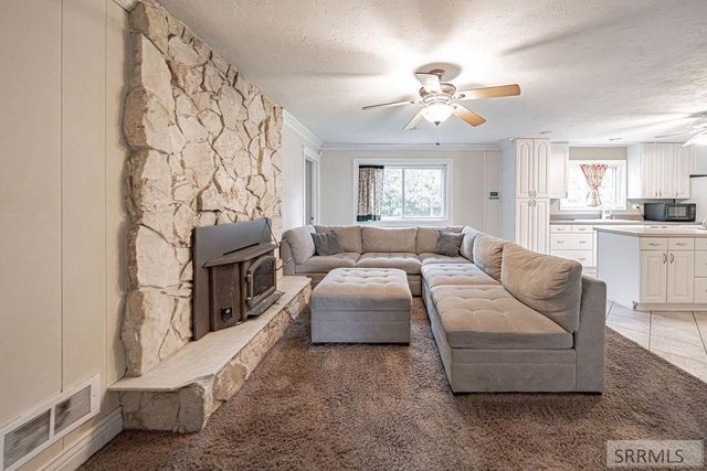 2325 Balboa Drive, Idaho Falls, ID 83404