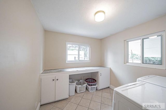 2325 Balboa Drive, Idaho Falls, ID 83404