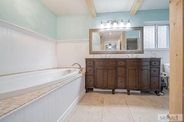 2325 Balboa Drive, Idaho Falls, ID 83404