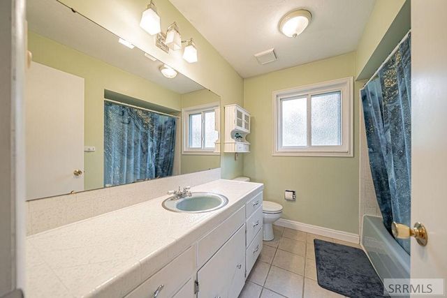 2325 Balboa Drive, Idaho Falls, ID 83404