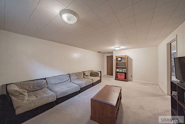 2325 Balboa Drive, Idaho Falls, ID 83404
