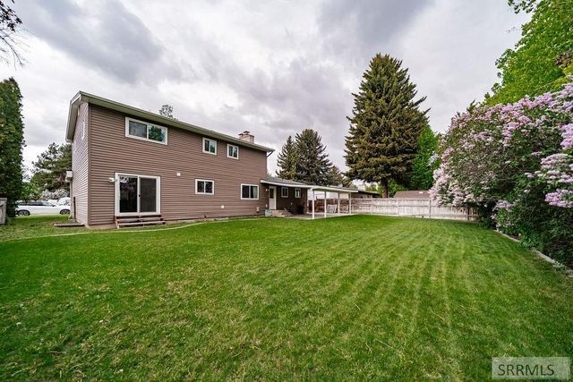 2325 Balboa Drive, Idaho Falls, ID 83404