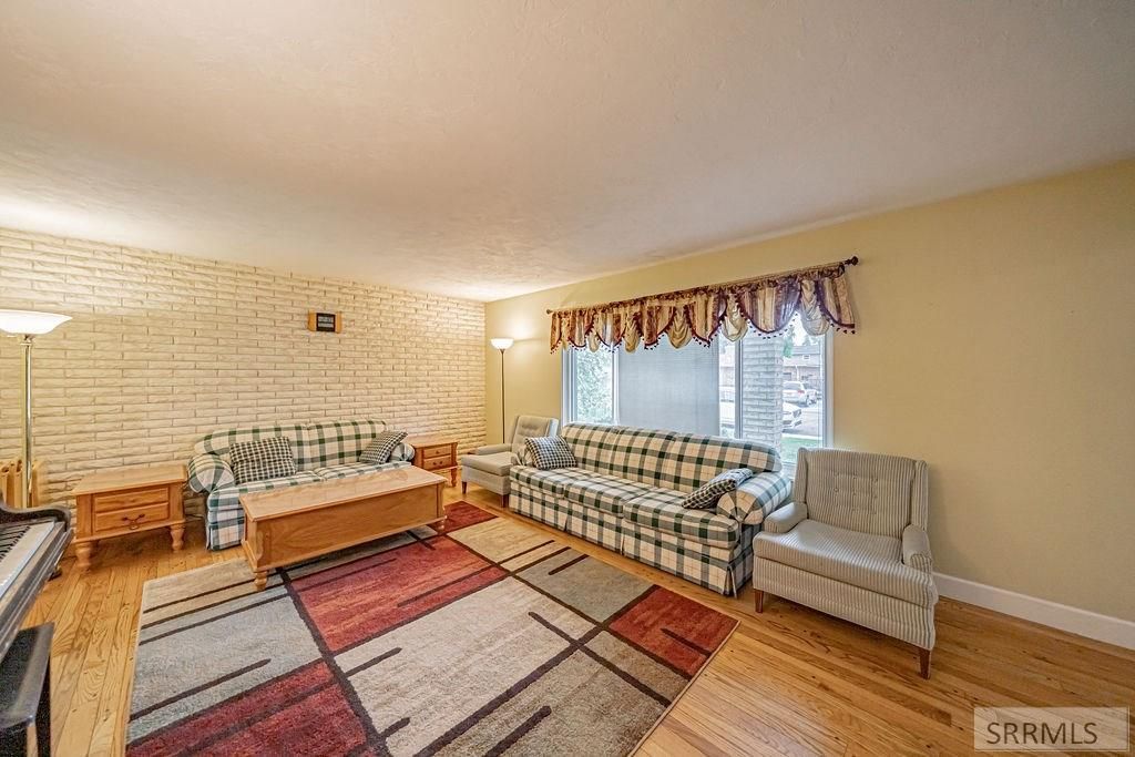 Image 8 of property listing at 2325 Balboa Drive, Idaho Falls, ID 83404