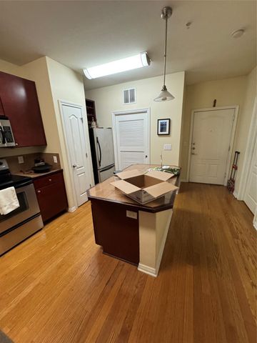 2505 San Gabriel ST 405, Austin, TX 78705