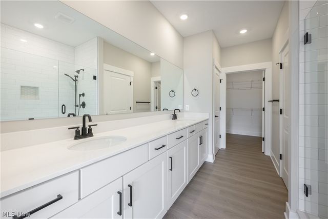 769 Rock Harbor, Avon Lake, OH 44012