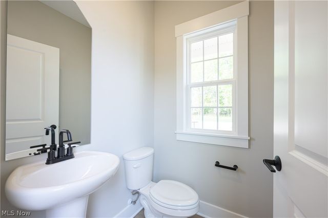 769 Rock Harbor, Avon Lake, OH 44012