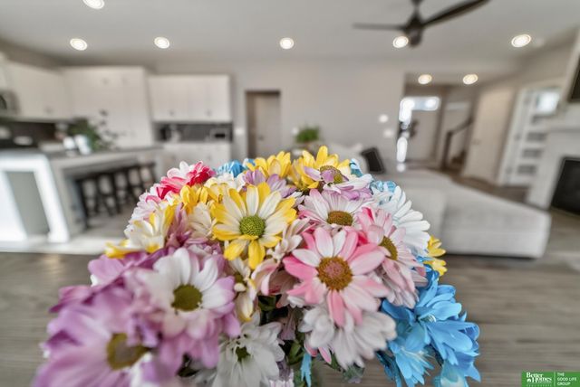 21819 G Street, Elkhorn, NE 68022