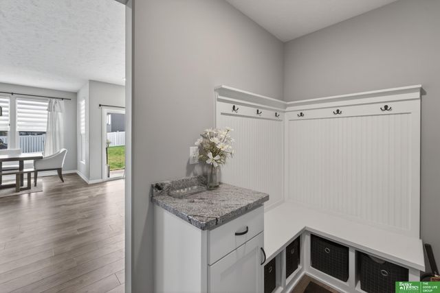 21819 G Street, Elkhorn, NE 68022