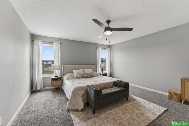 21819 G Street, Elkhorn, NE 68022
