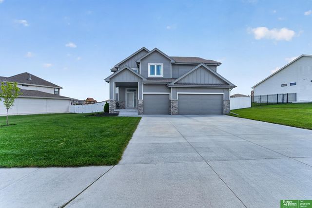 21819 G Street, Elkhorn, NE 68022
